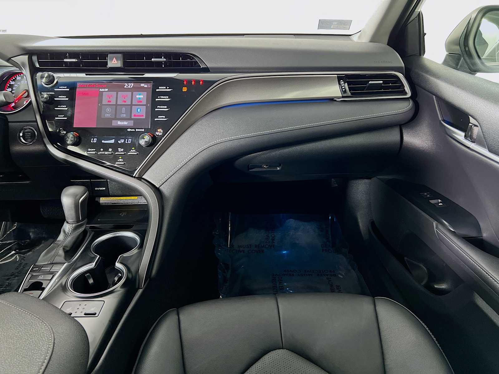 2020 Toyota Camry XSE - Photo 24