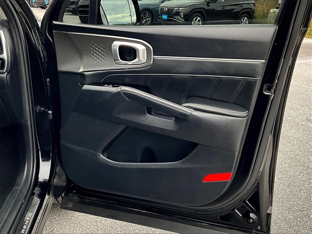 2021 Kia Sorento SX - Photo 12