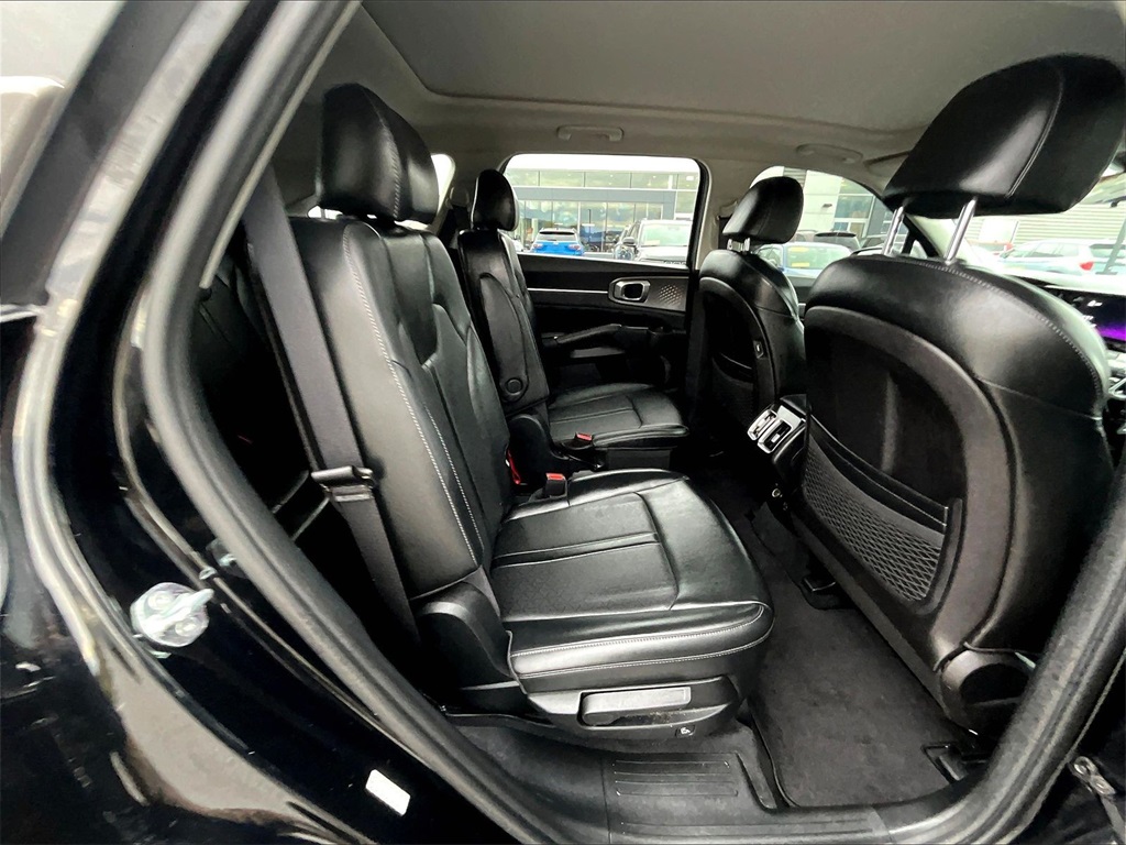 2021 Kia Sorento SX - Photo 16
