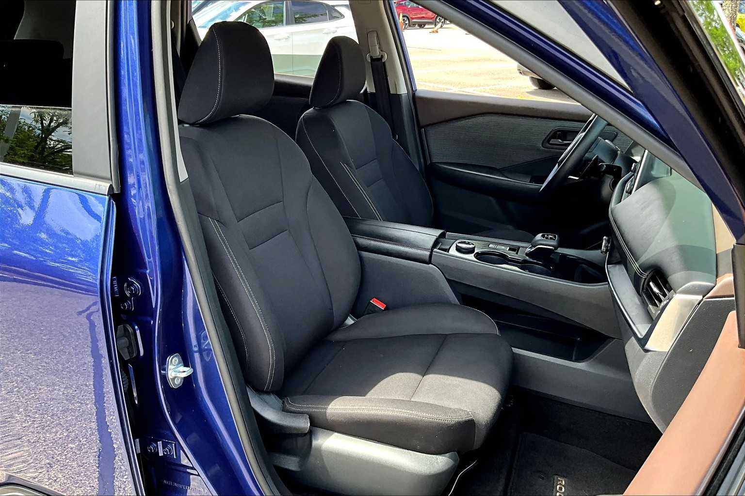 2023 Nissan Rogue S - Photo 11