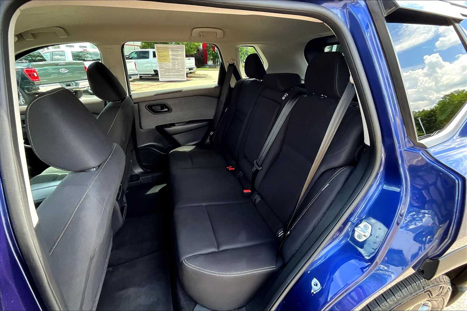 2023 Nissan Rogue S - Photo 15