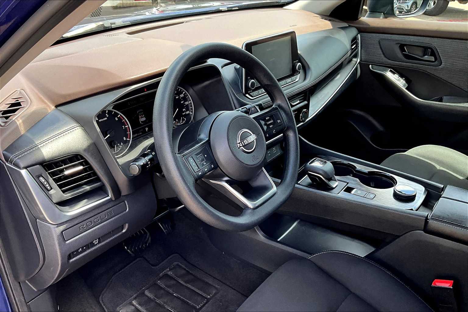 2023 Nissan Rogue S - Photo 8