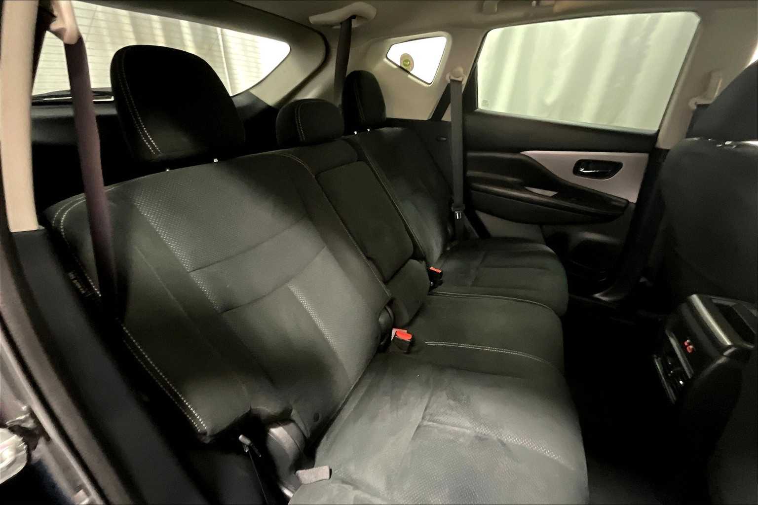2019 Nissan Murano SV - Photo 16
