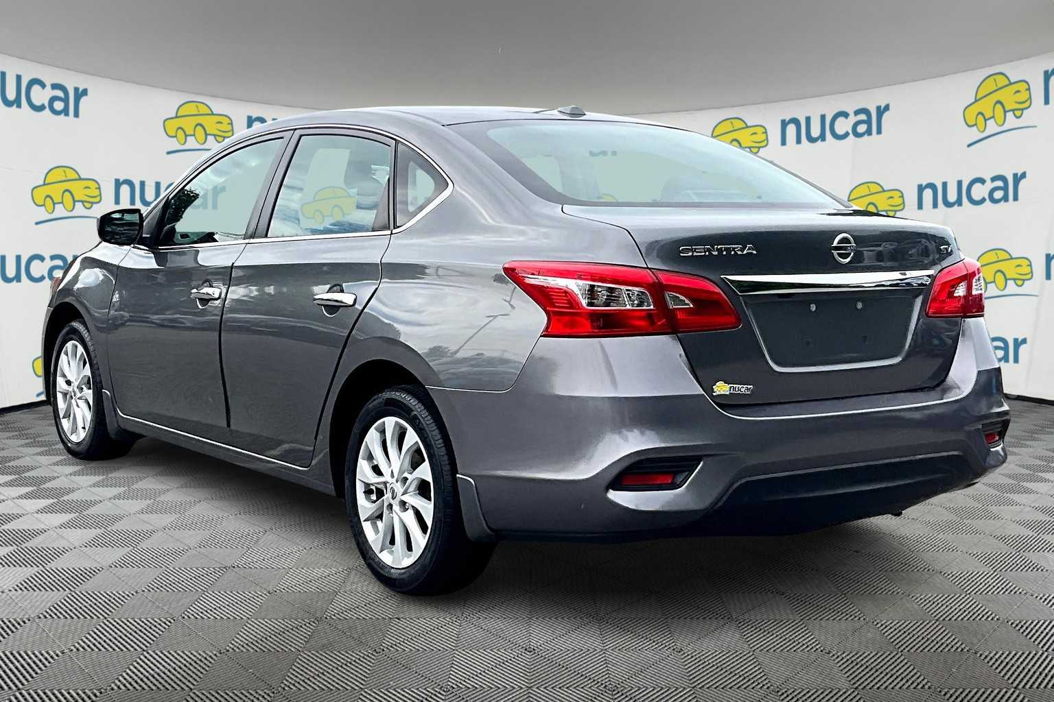 2019 Nissan Sentra SV - Photo 4