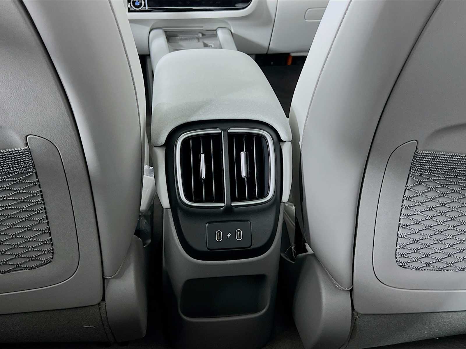 2025 Hyundai IONIQ 6 SEL - Photo 15