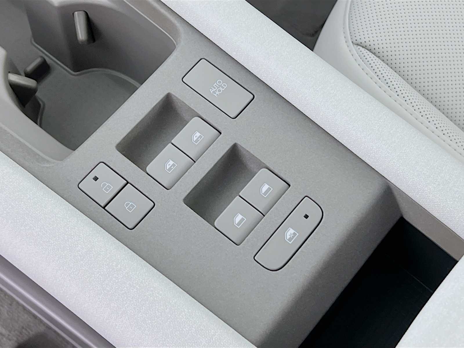 2025 Hyundai IONIQ 6 SEL - Photo 17