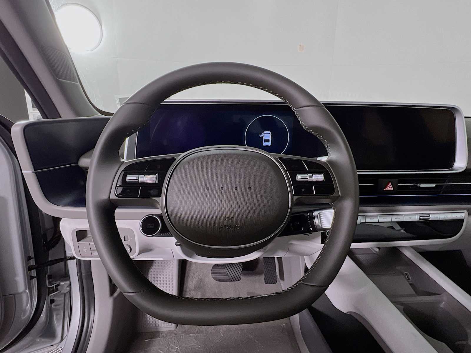 2025 Hyundai IONIQ 6 SEL - Photo 7
