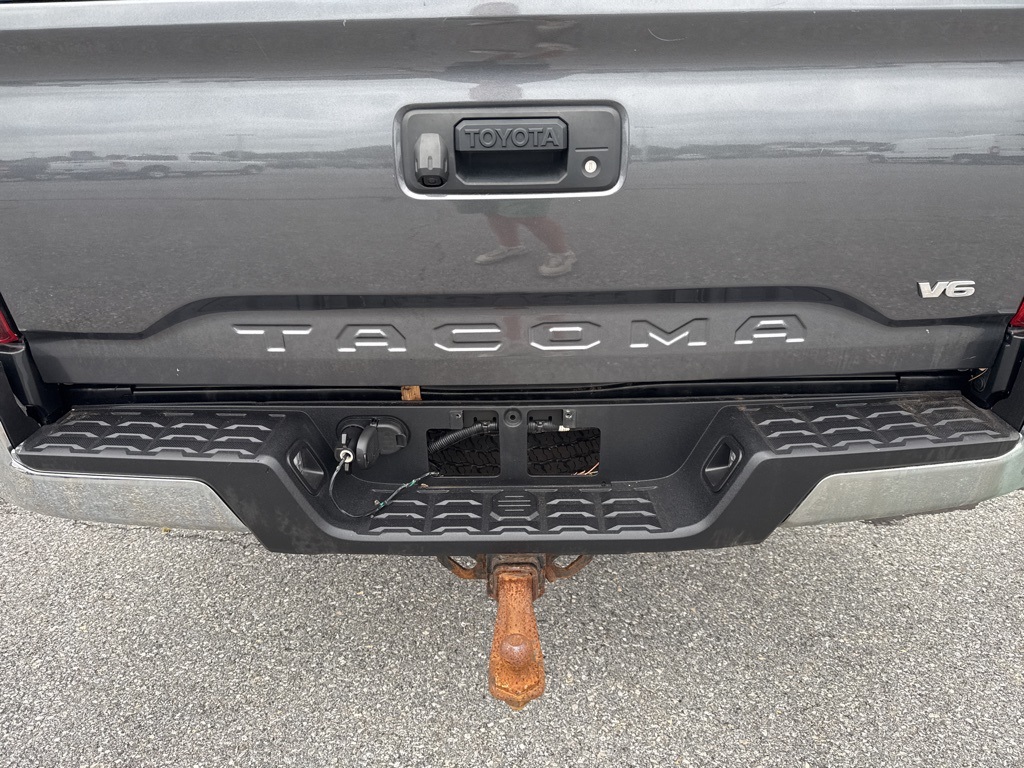 2019 Toyota Tacoma TRD Off-Road - Photo 8