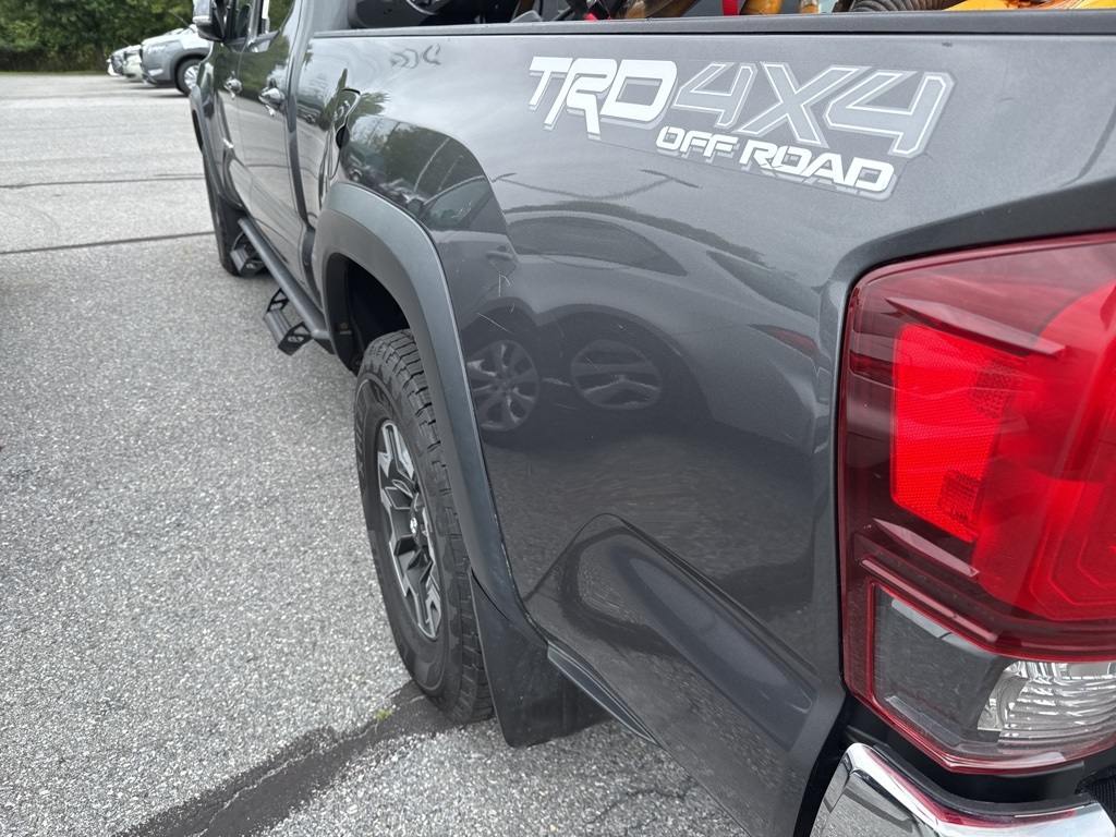 2019 Toyota Tacoma TRD Off-Road - Photo 9