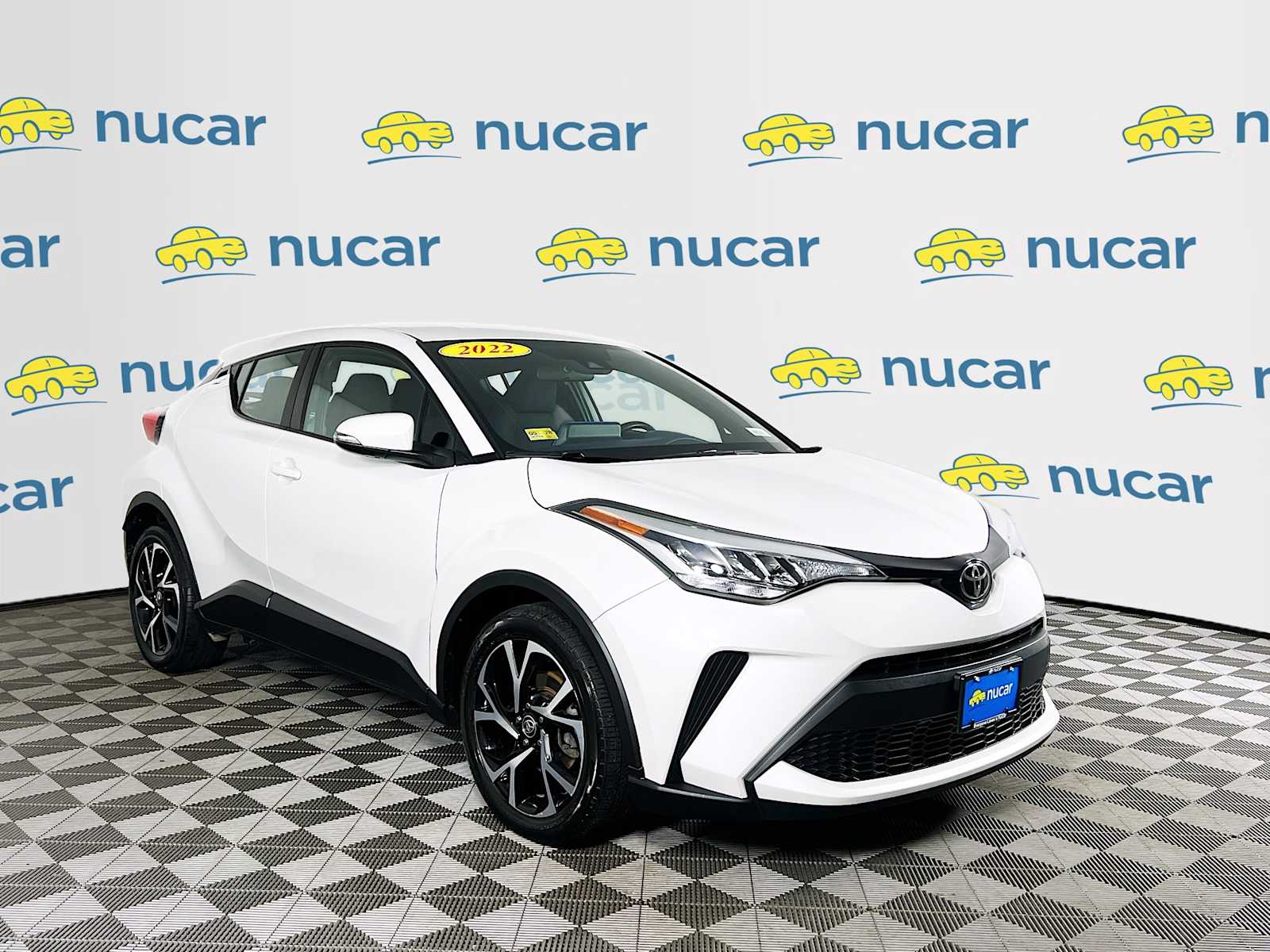 2022 Toyota C-HR XLE