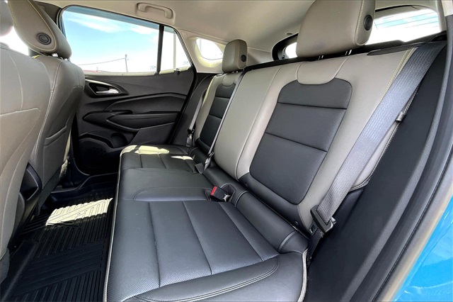 2025 Chevrolet Trax ACTIV - Photo 14