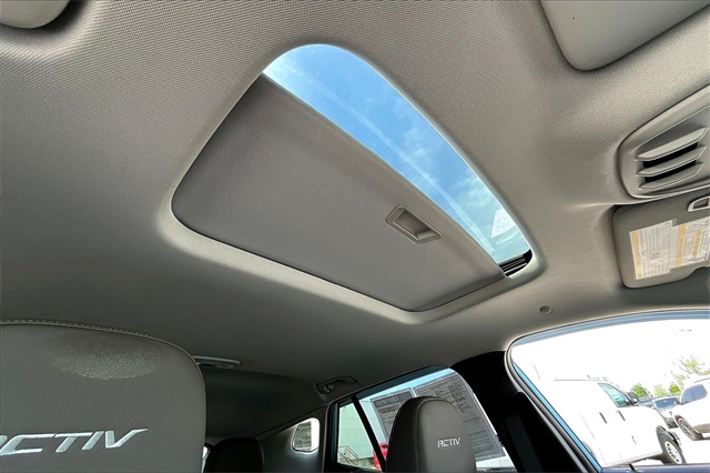 2025 Chevrolet Trax ACTIV - Photo 21