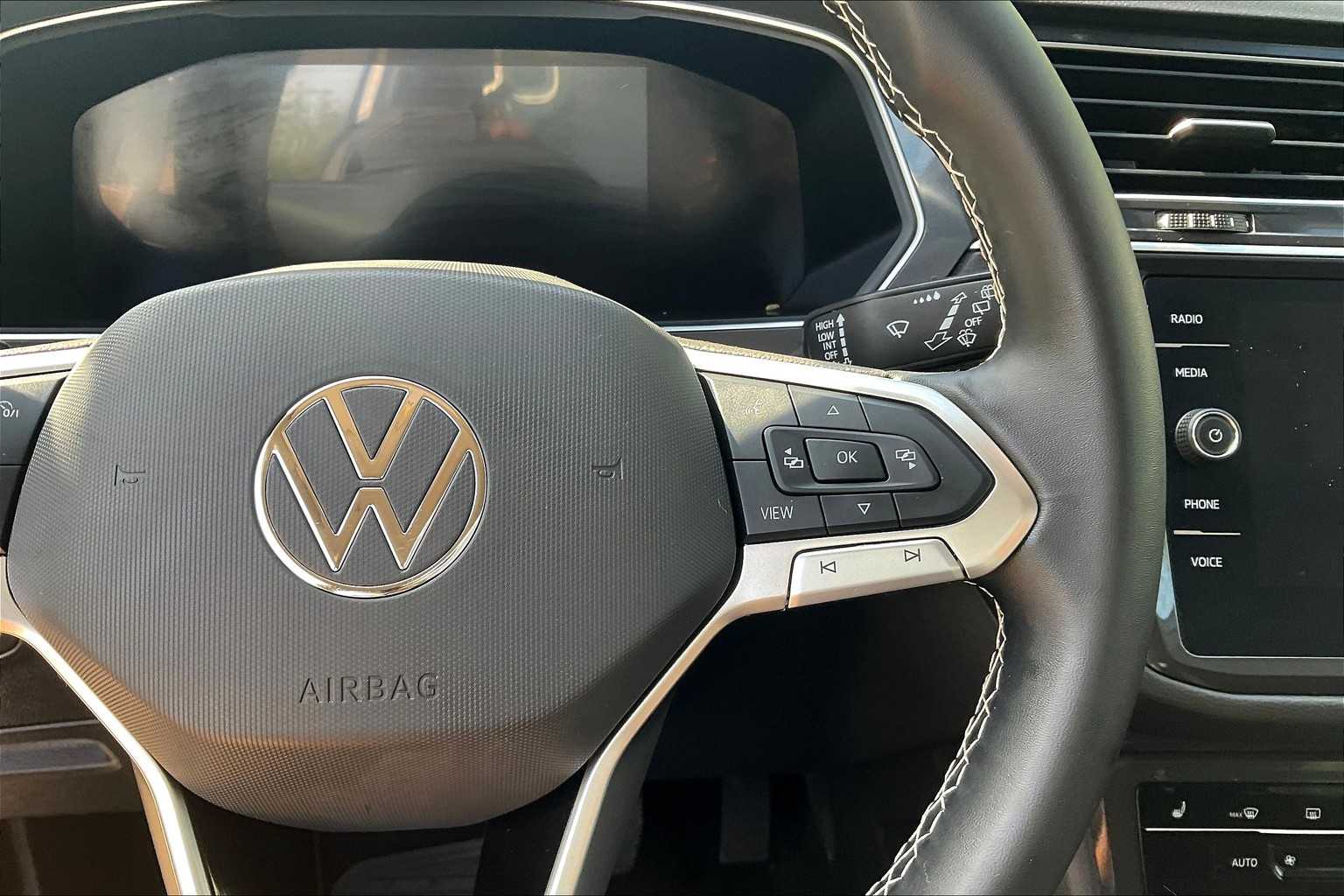 2024 Volkswagen Tiguan SE - Photo 24