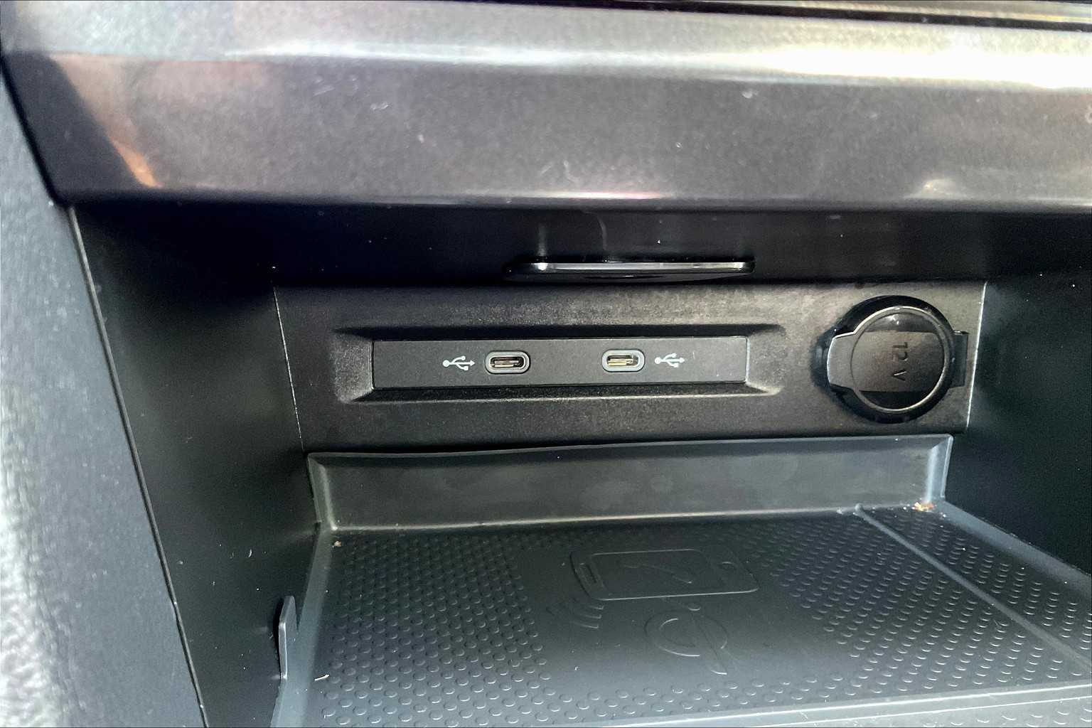 2024 Volkswagen Tiguan SE - Photo 26