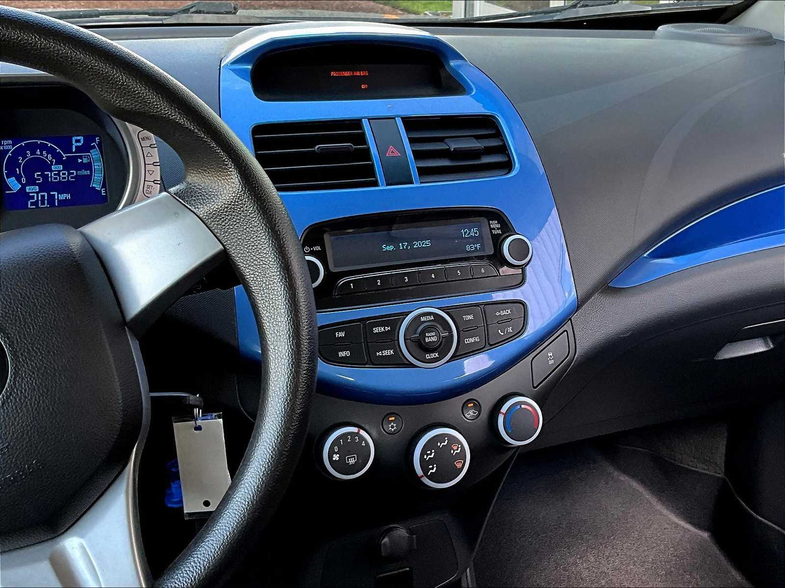 2014 Chevrolet Spark LS - Photo 18