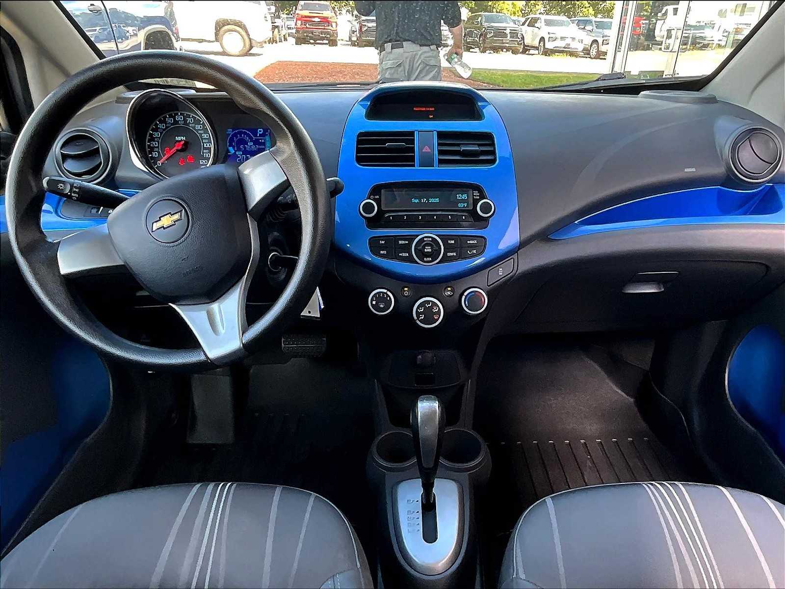 2014 Chevrolet Spark LS - Photo 20