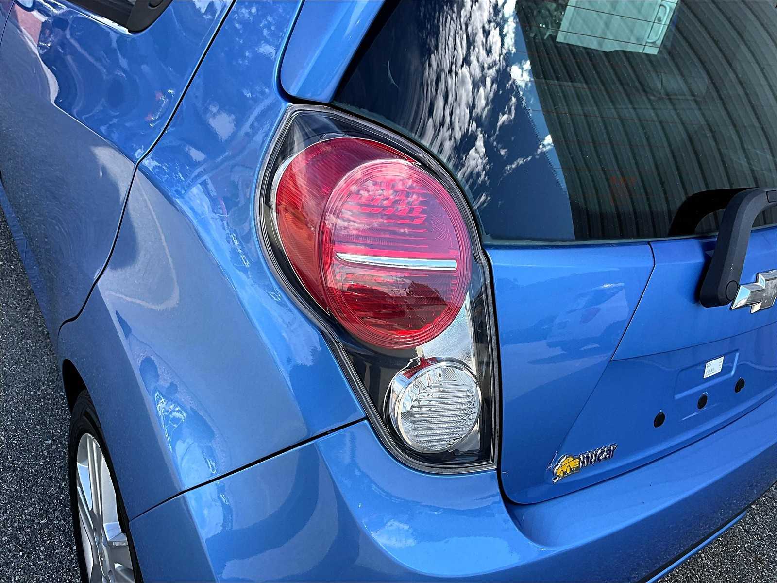 2014 Chevrolet Spark LS - Photo 29
