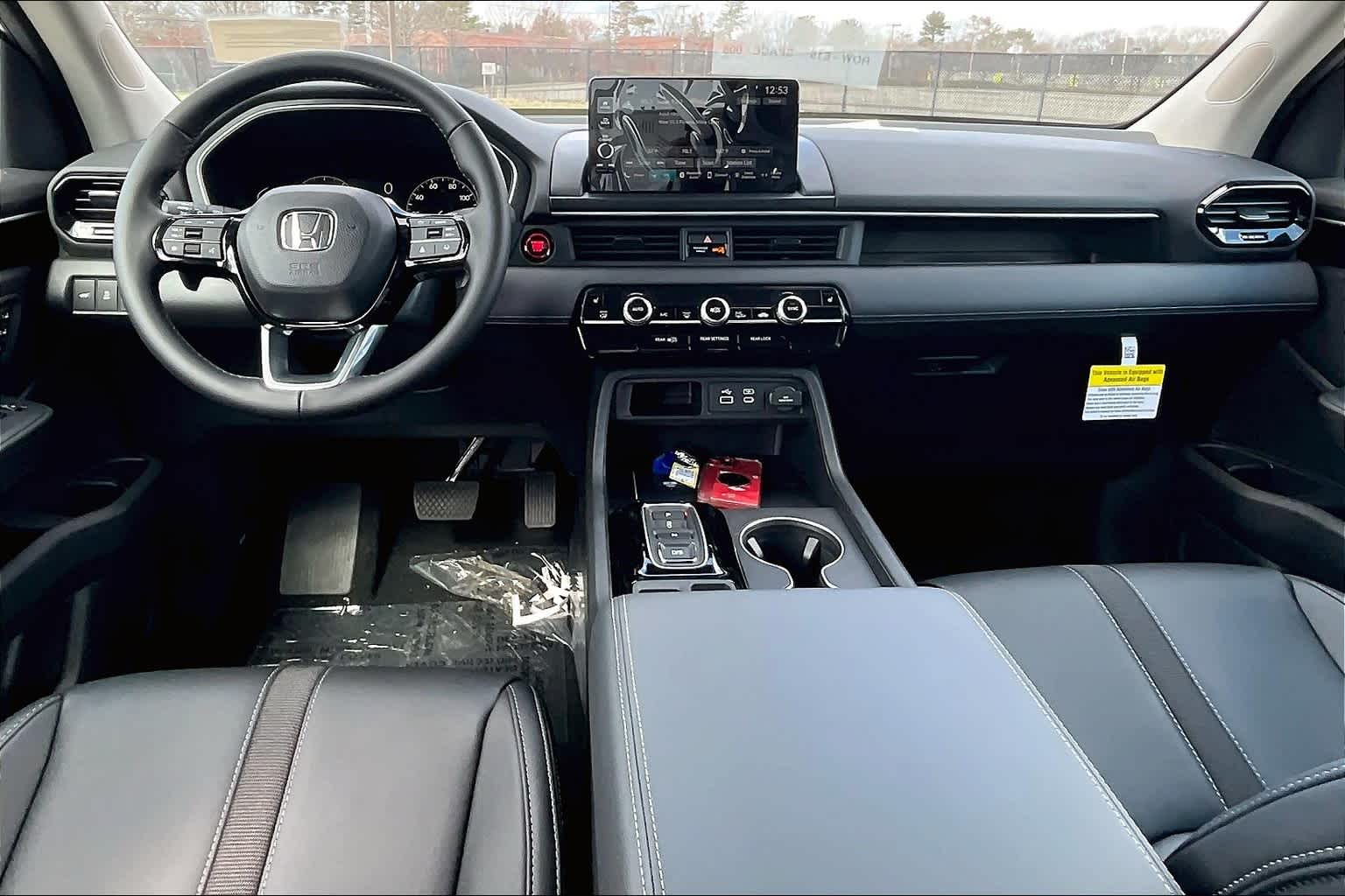 2025 Honda Pilot EX-L - Photo 12