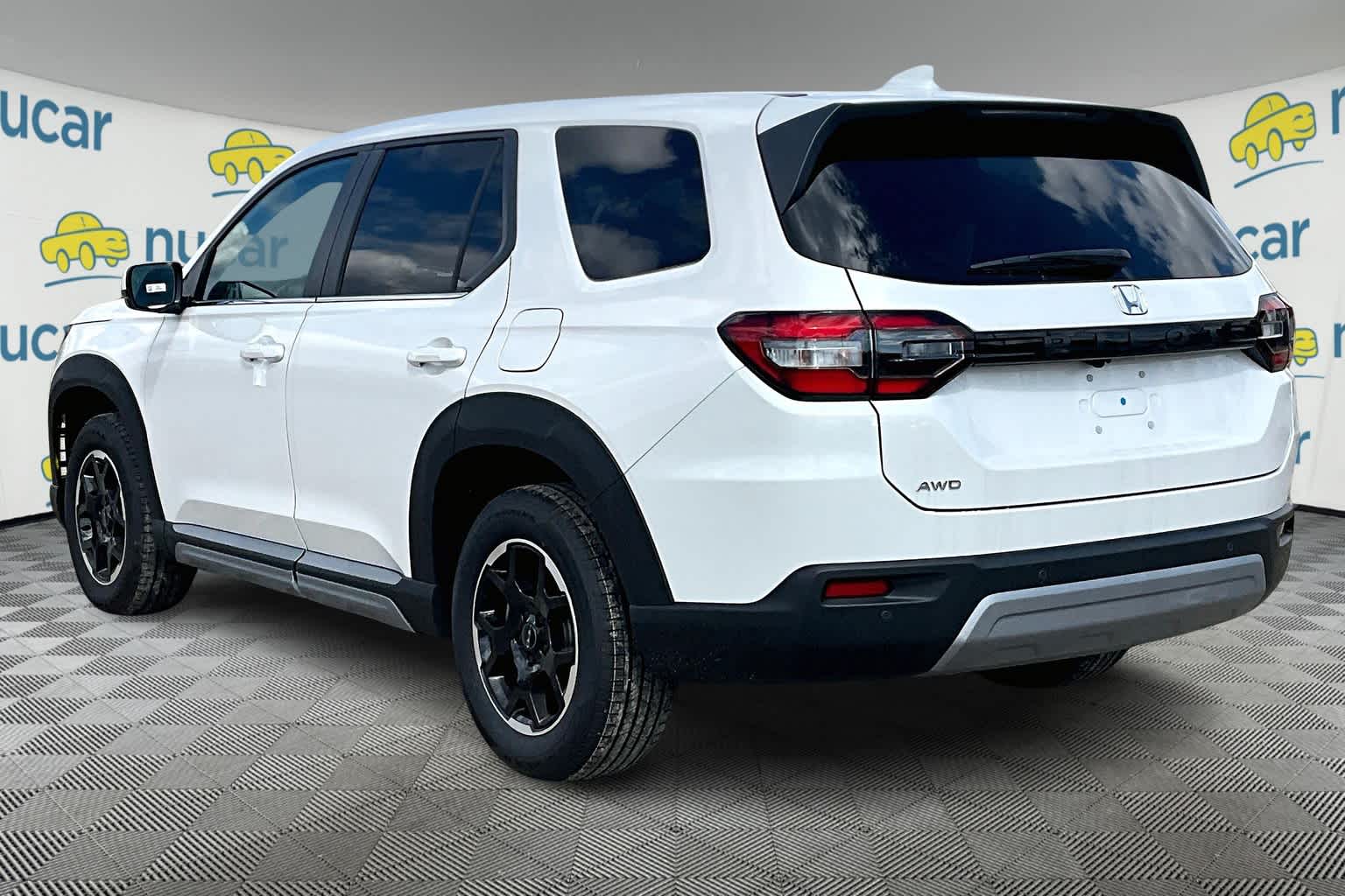 2025 Honda Pilot EX-L - Photo 5