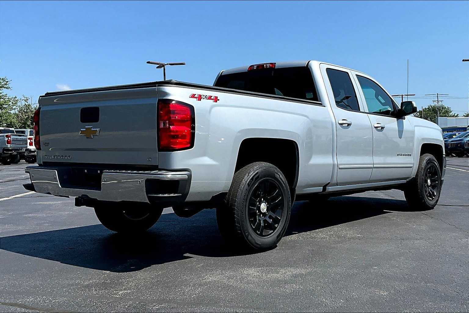 2018 Chevrolet Silverado 1500 LT - Photo 9