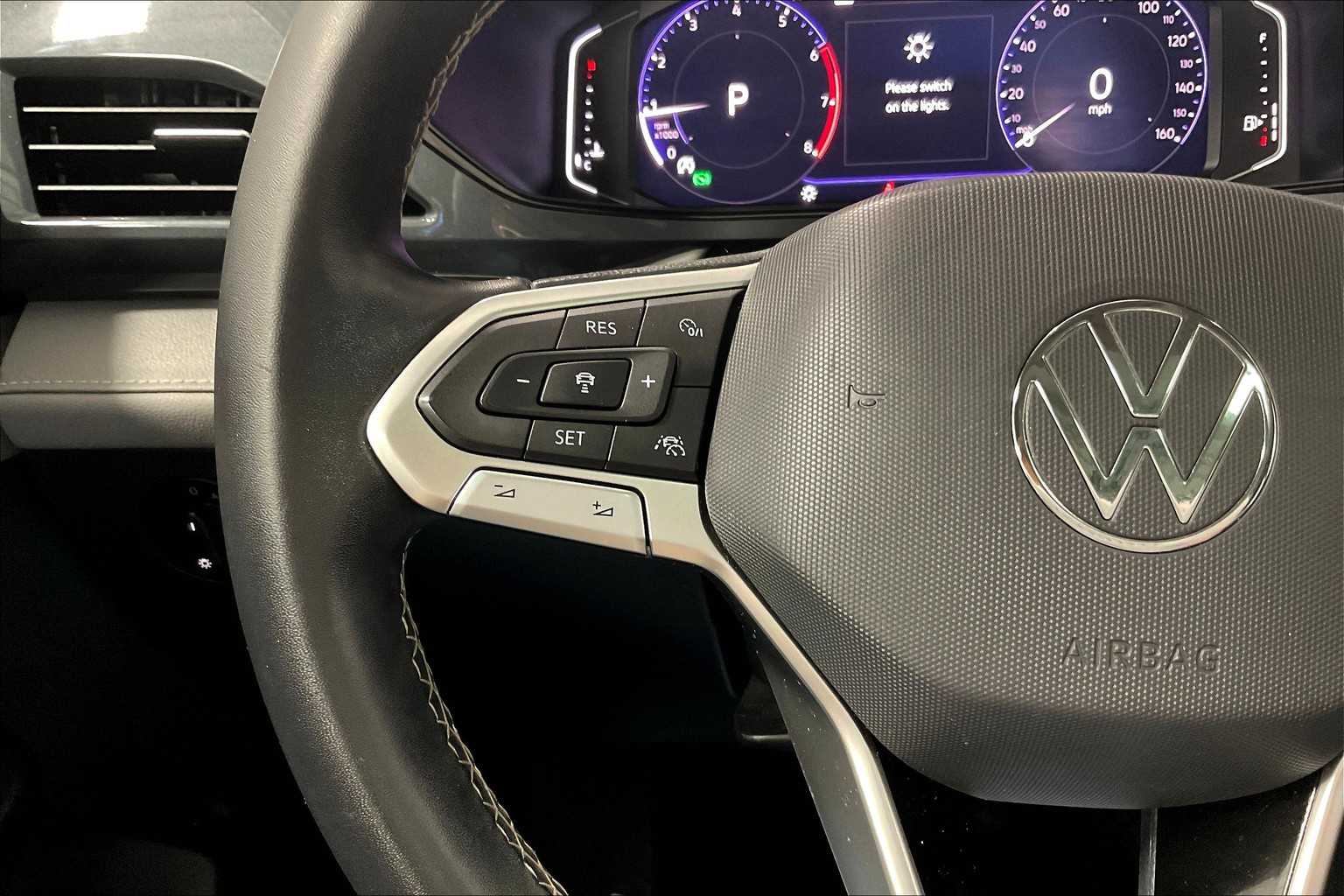 2022 Volkswagen Taos SEL - Photo 23