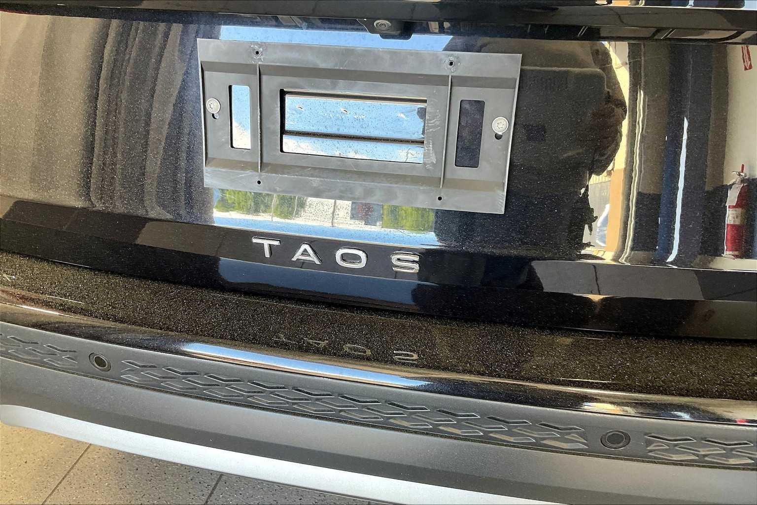 2022 Volkswagen Taos SEL - Photo 29