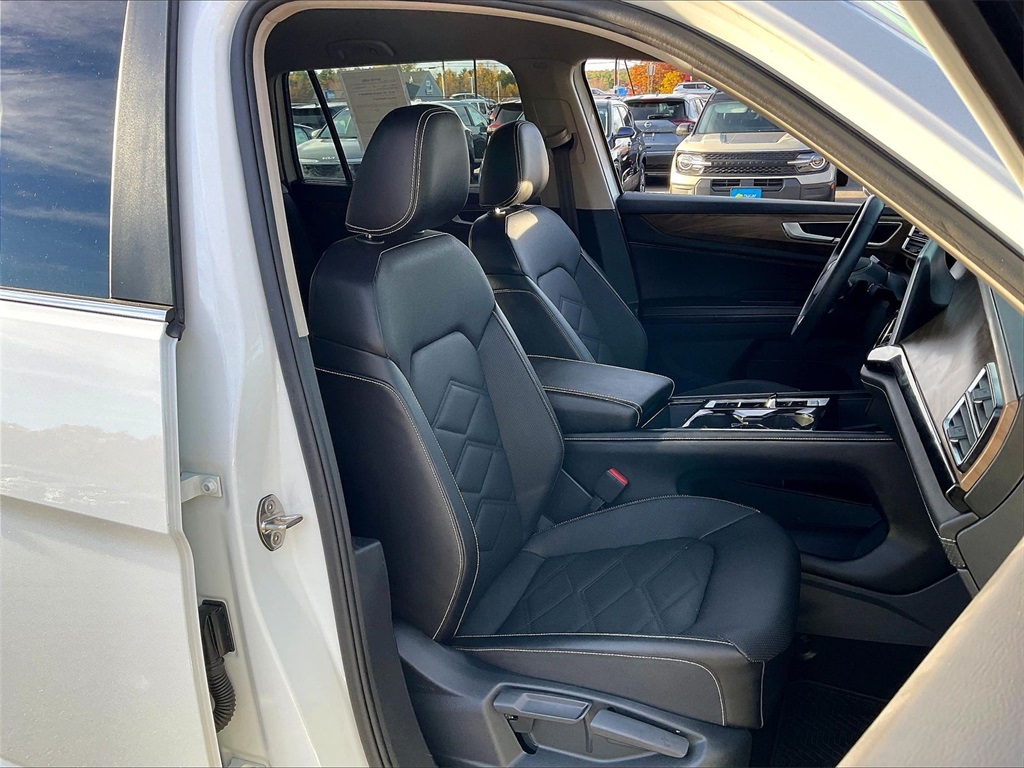 2024 Volkswagen Atlas 2.0T SE w/Technology - Photo 10