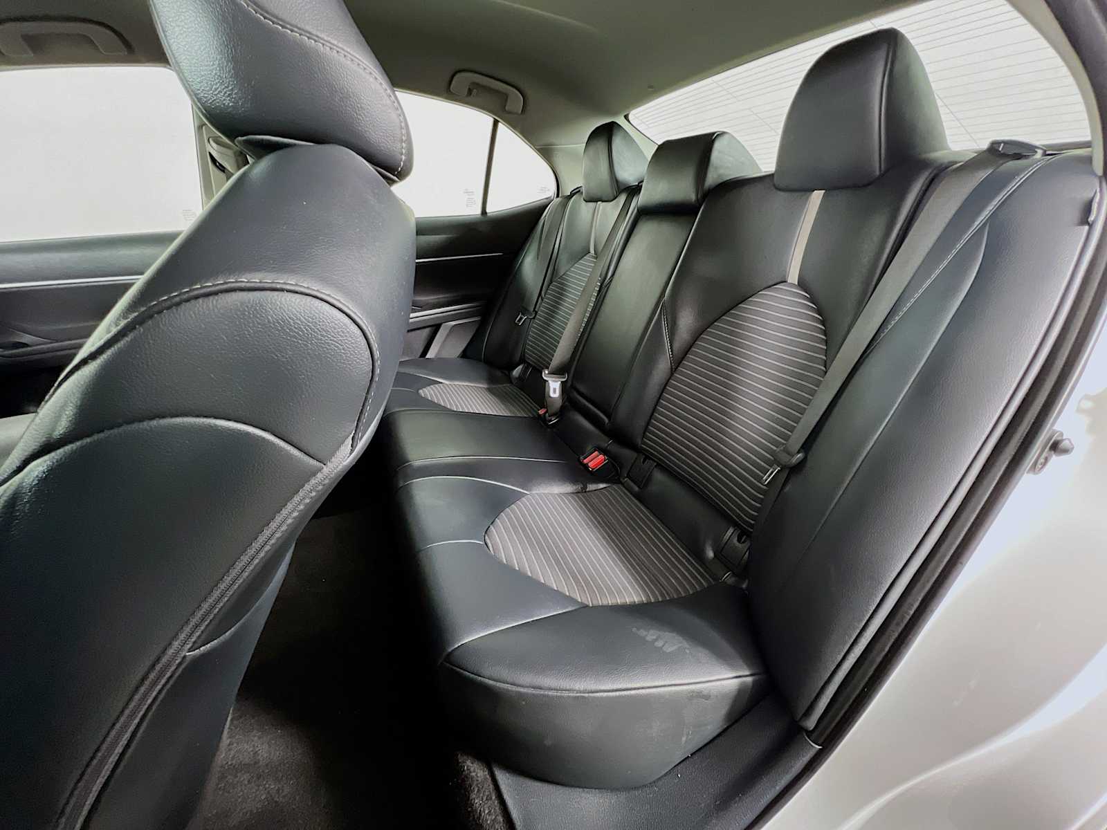 2020 Toyota Camry SE Nightshade - Photo 23