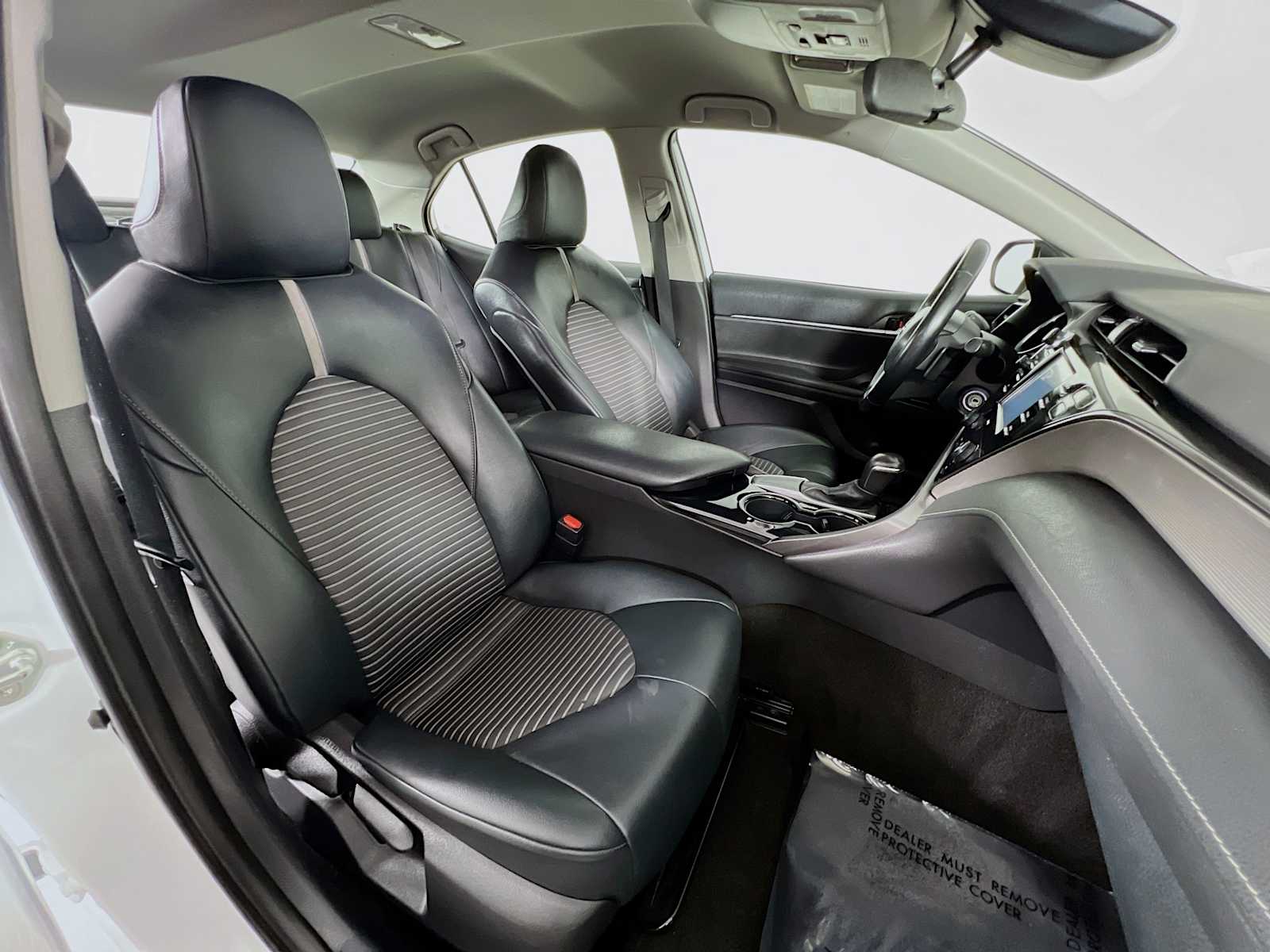 2020 Toyota Camry SE Nightshade - Photo 26