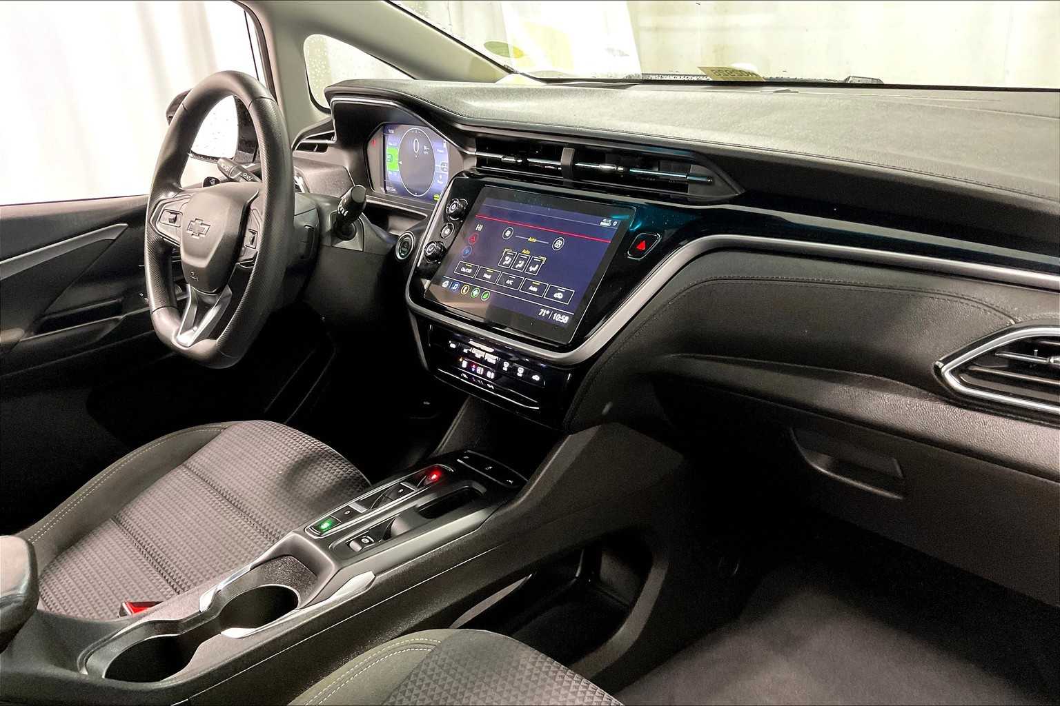 2023 Chevrolet Bolt EV 1LT - Photo 14
