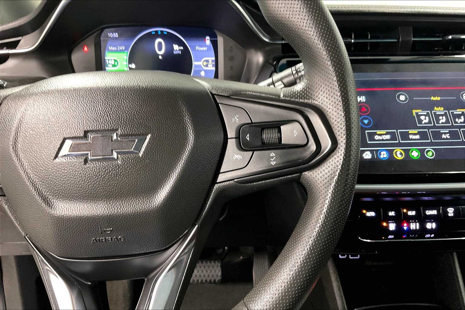 2023 Chevrolet Bolt EV 1LT - Photo 23