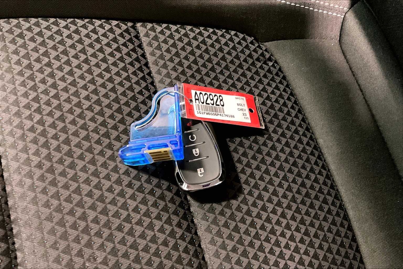 2023 Chevrolet Bolt EV 1LT - Photo 30