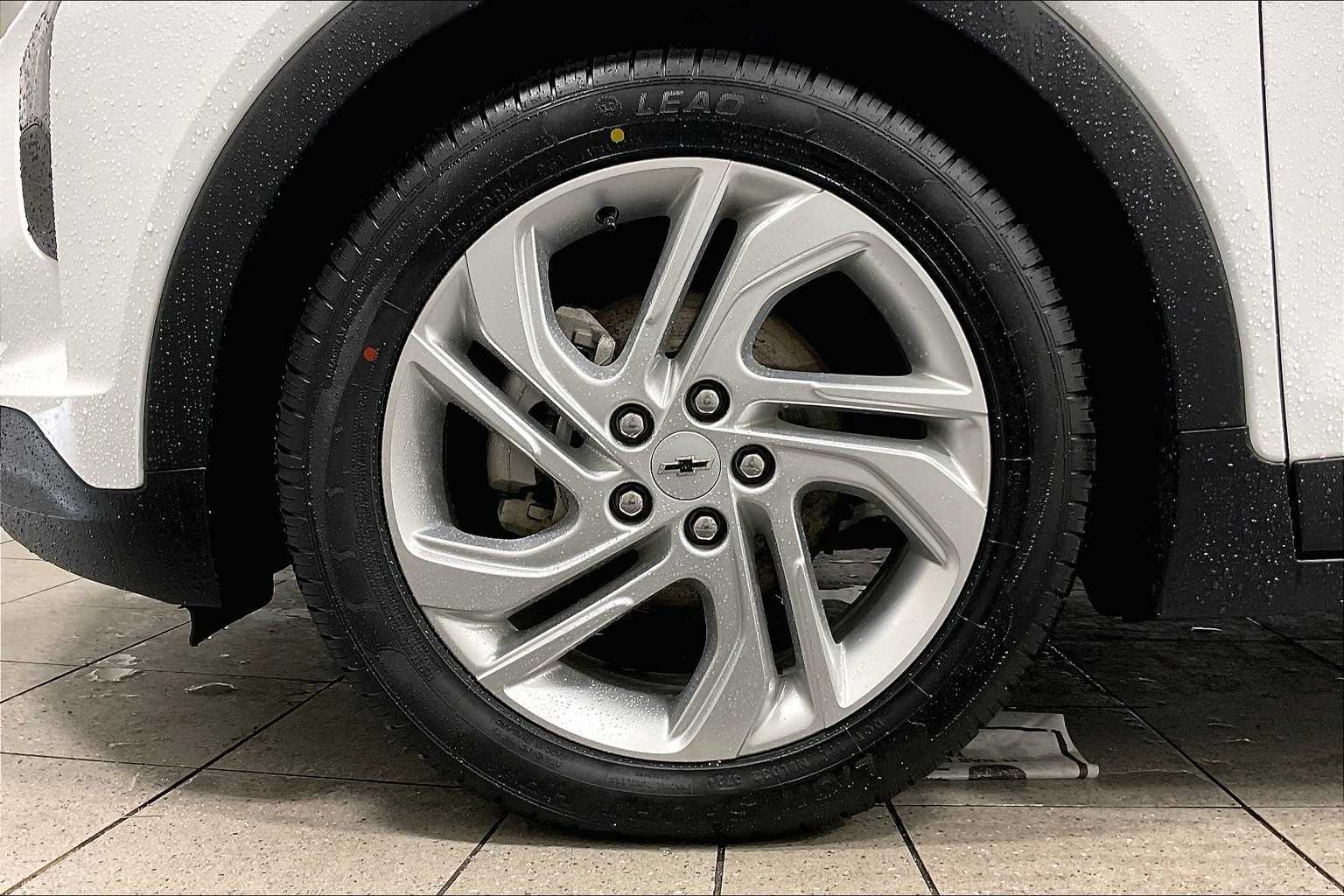 2023 Chevrolet Bolt EV 1LT - Photo 7