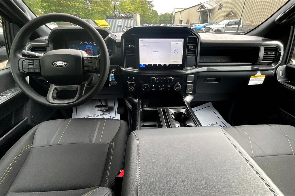 2025 Ford F-150 STX - Photo 6