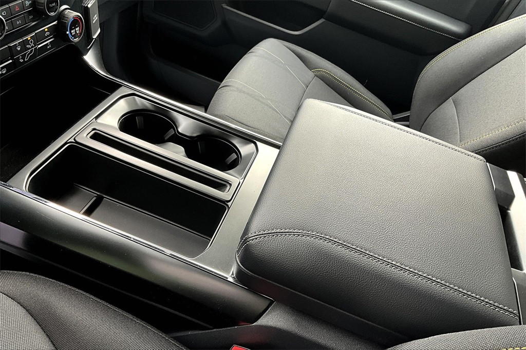 2025 Ford F-150 STX - Photo 9