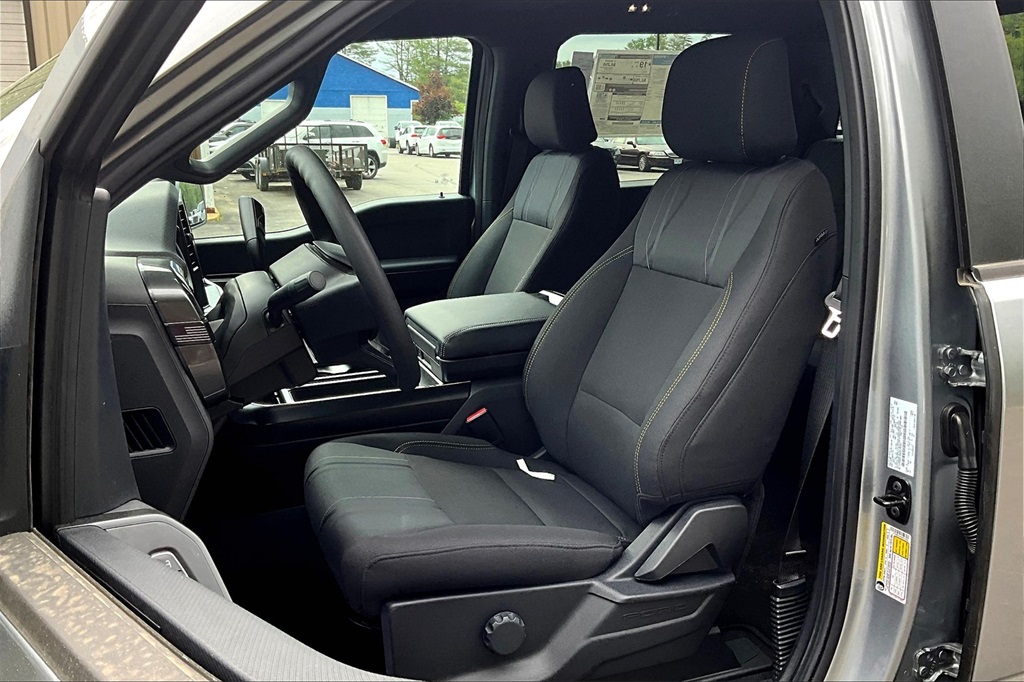 2025 Ford F-150 STX - Photo 10