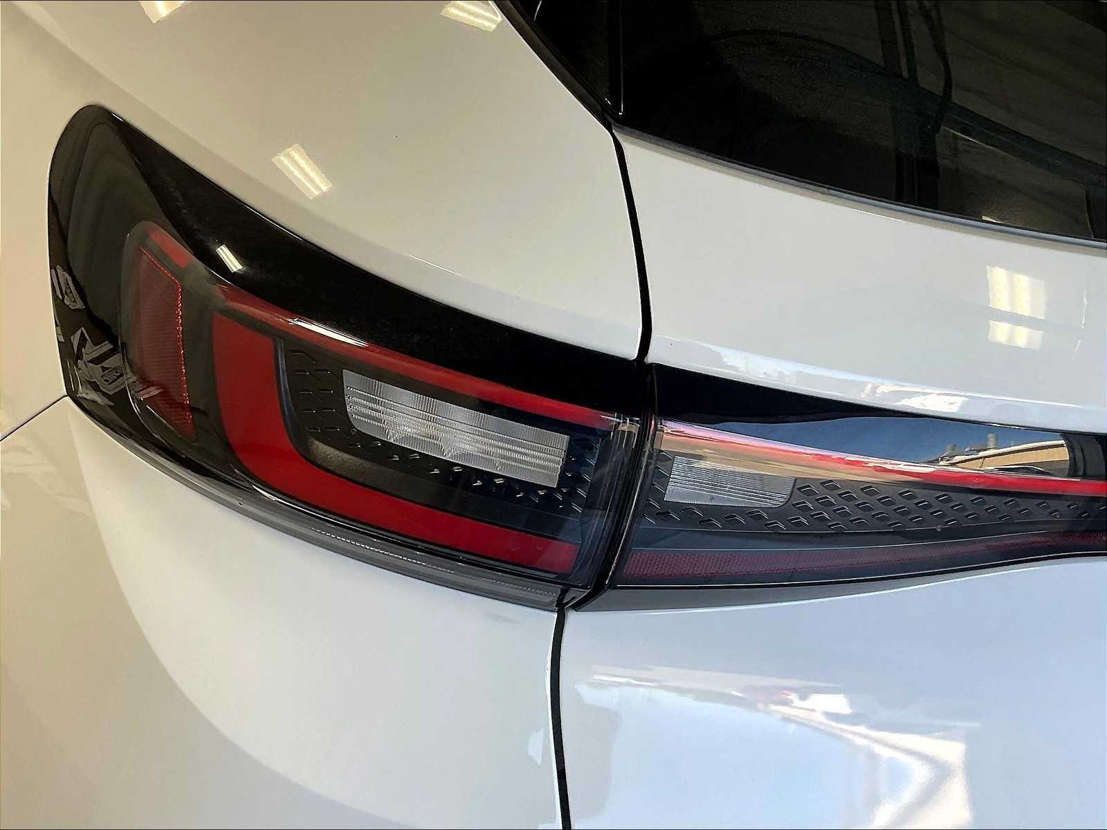 2021 Volkswagen ID.4 Pro S - Photo 33
