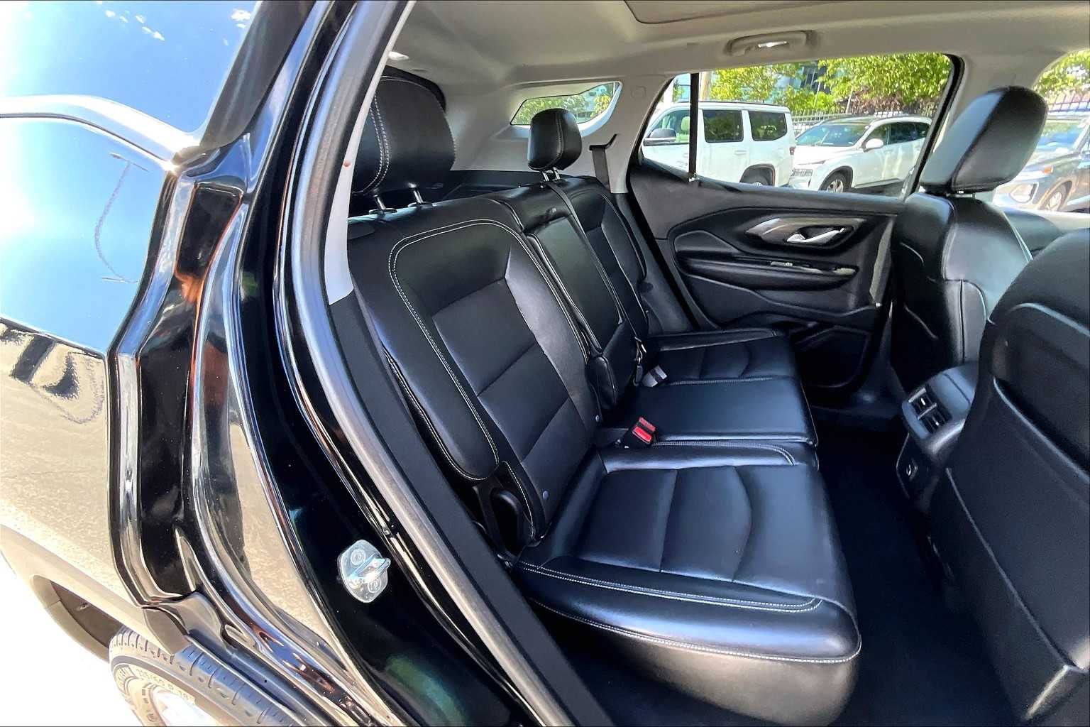 2022 GMC Terrain SLT - Photo 16