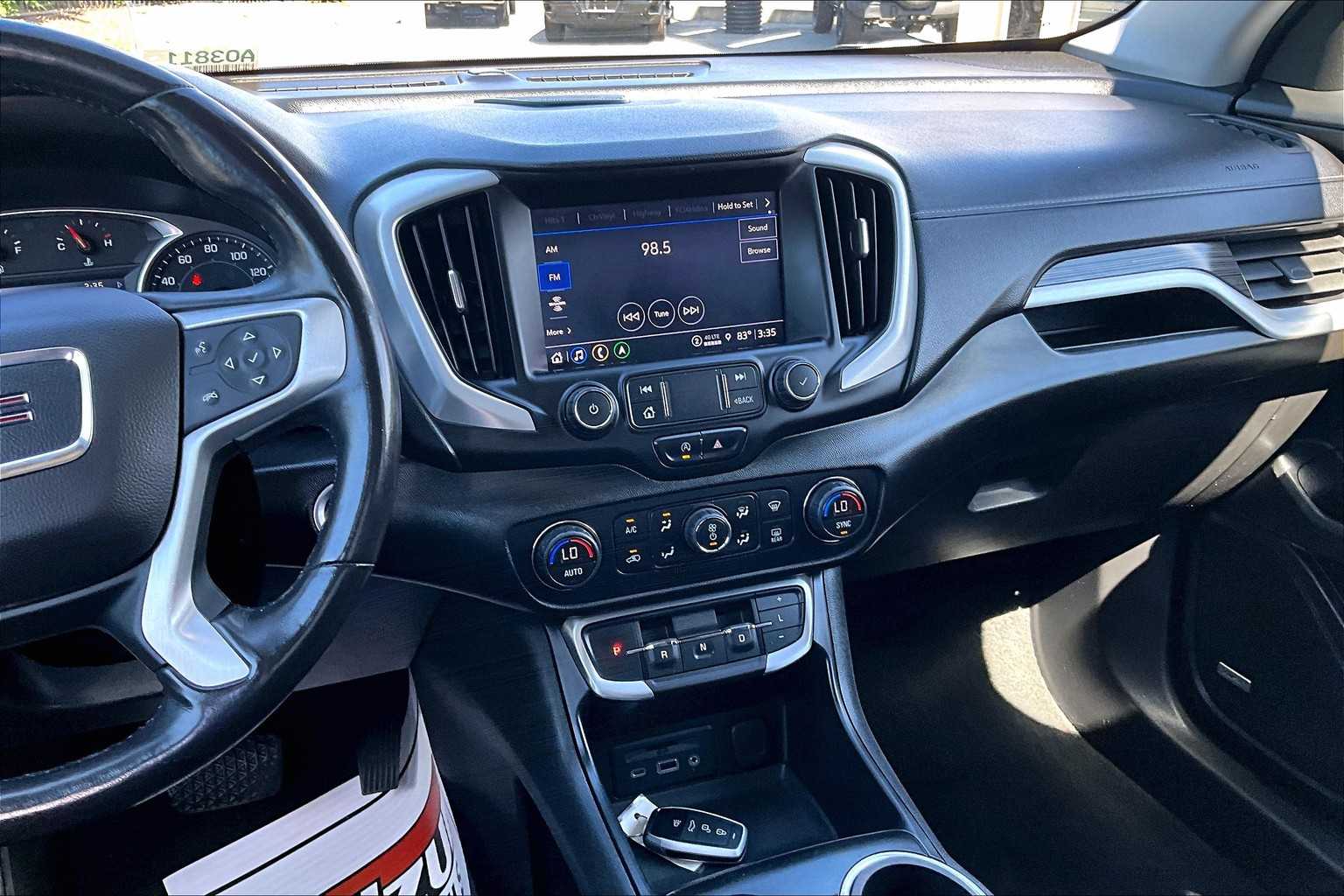 2022 GMC Terrain SLT - Photo 18