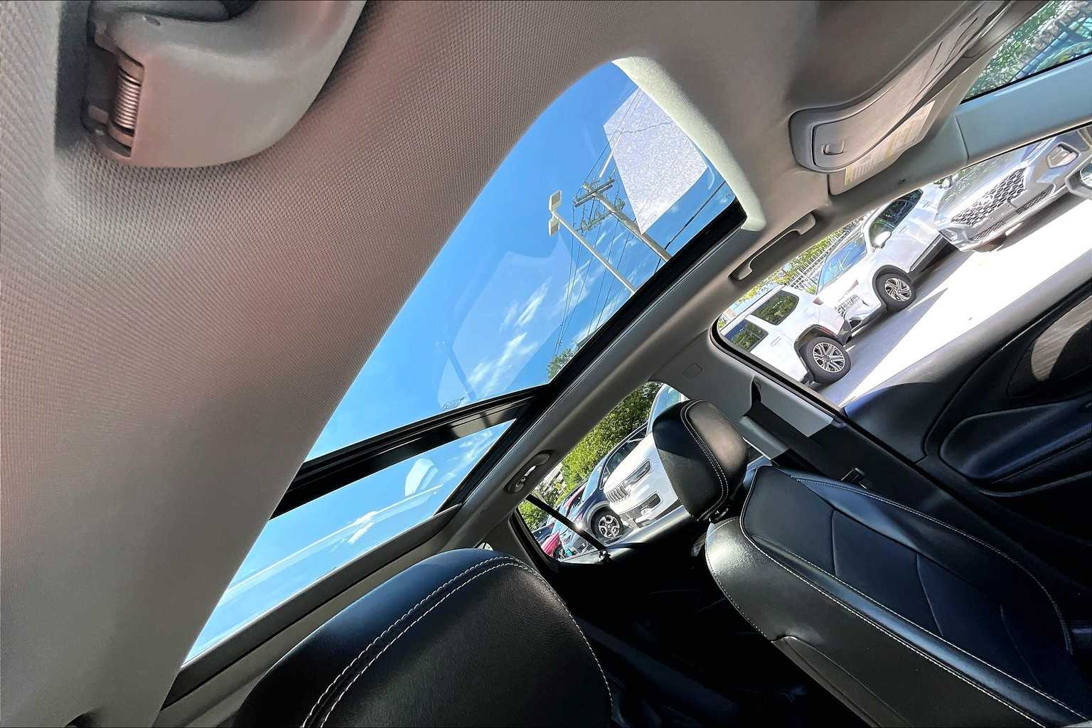2022 GMC Terrain SLT - Photo 22