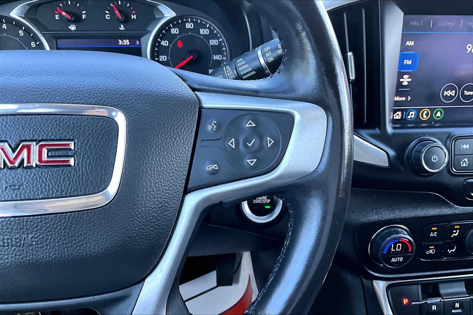 2022 GMC Terrain SLT - Photo 24