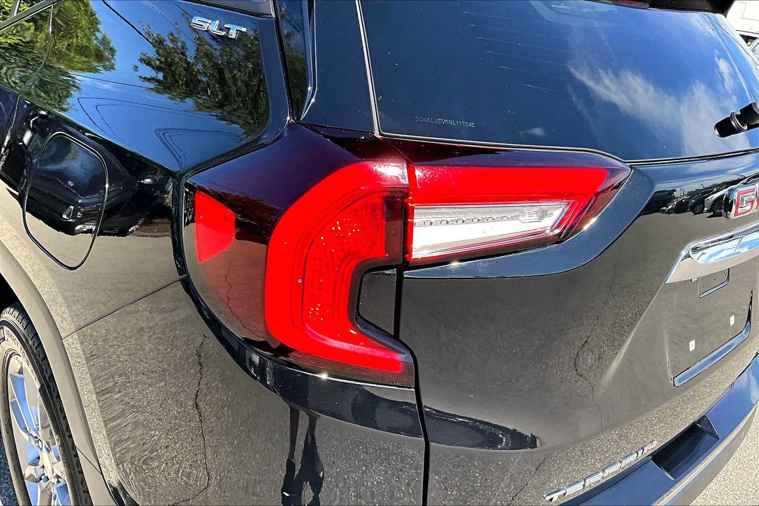2022 GMC Terrain SLT - Photo 32