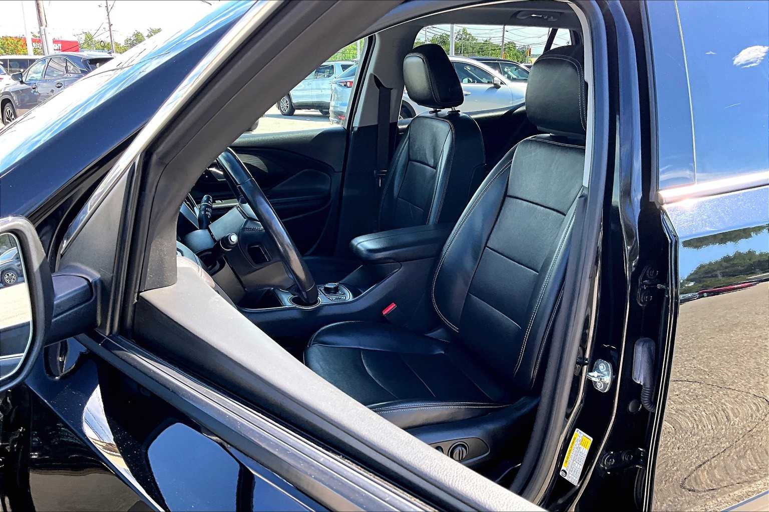 2022 GMC Terrain SLT - Photo 10