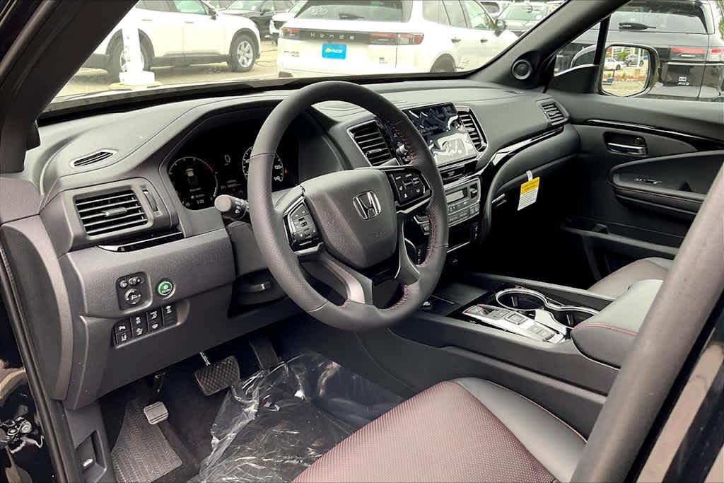 2025 Honda Ridgeline Black Edition - Photo 8