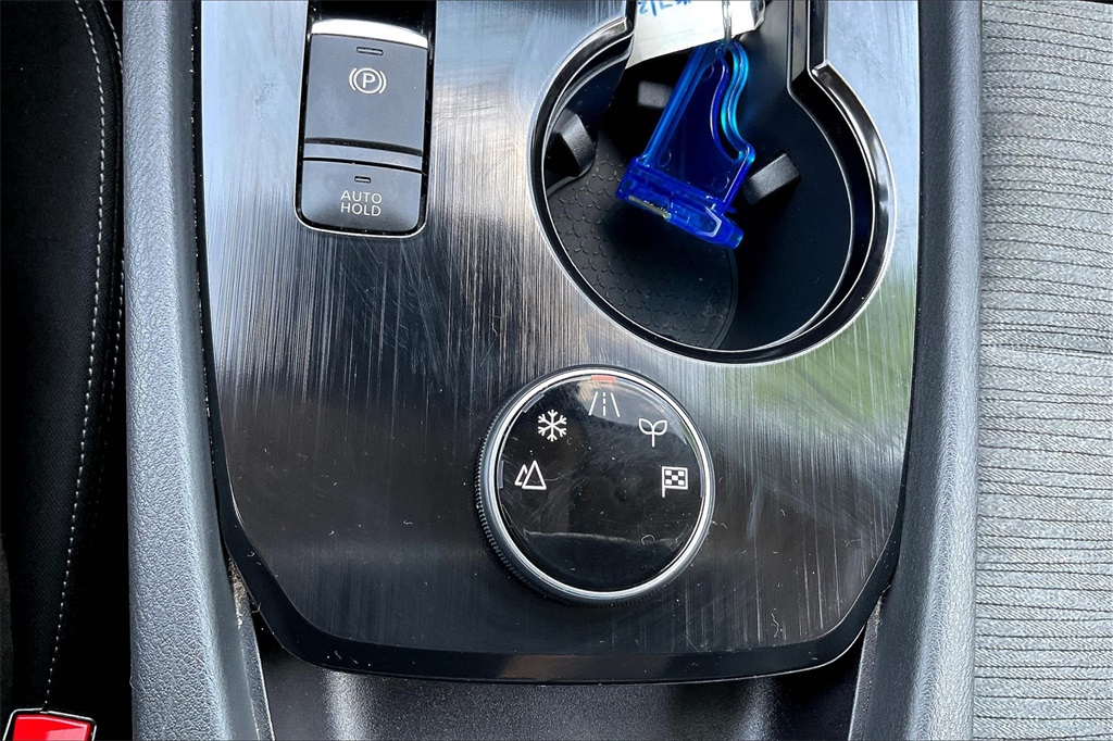 2023 Nissan Rogue SV - Photo 33