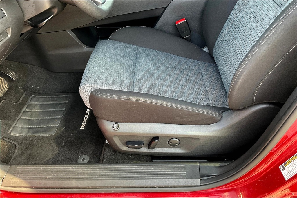 2023 Nissan Rogue SV - Photo 34