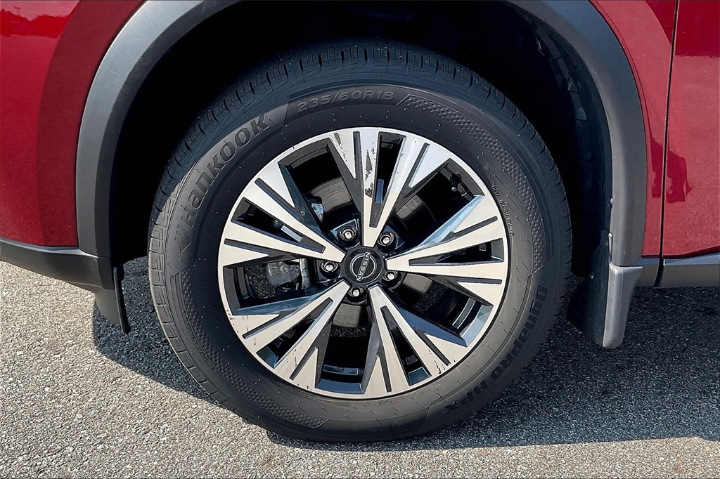 2023 Nissan Rogue SV - Photo 7