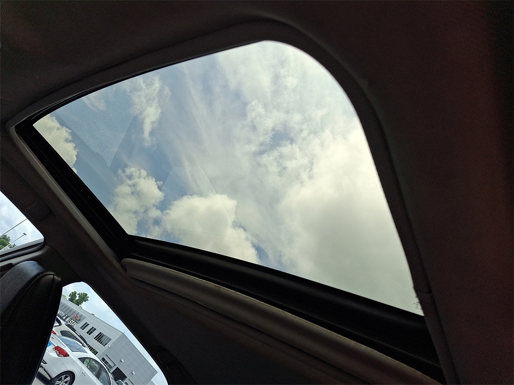 2014 Toyota Camry Hybrid SE Limited Edition - Photo 15