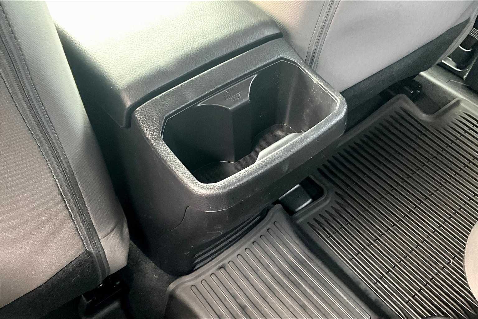 2022 Toyota Tacoma SR5 - Photo 28