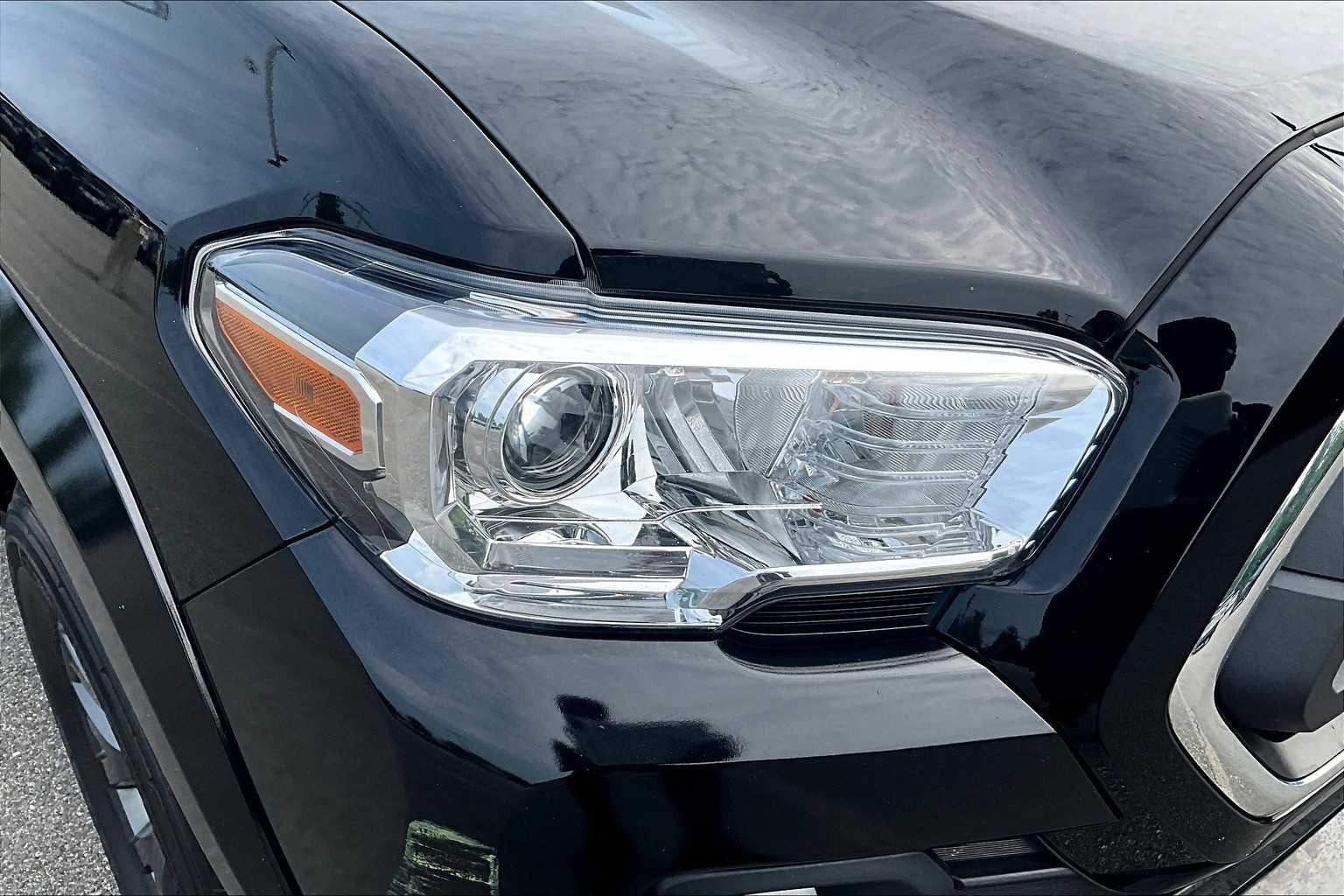 2022 Toyota Tacoma SR5 - Photo 34